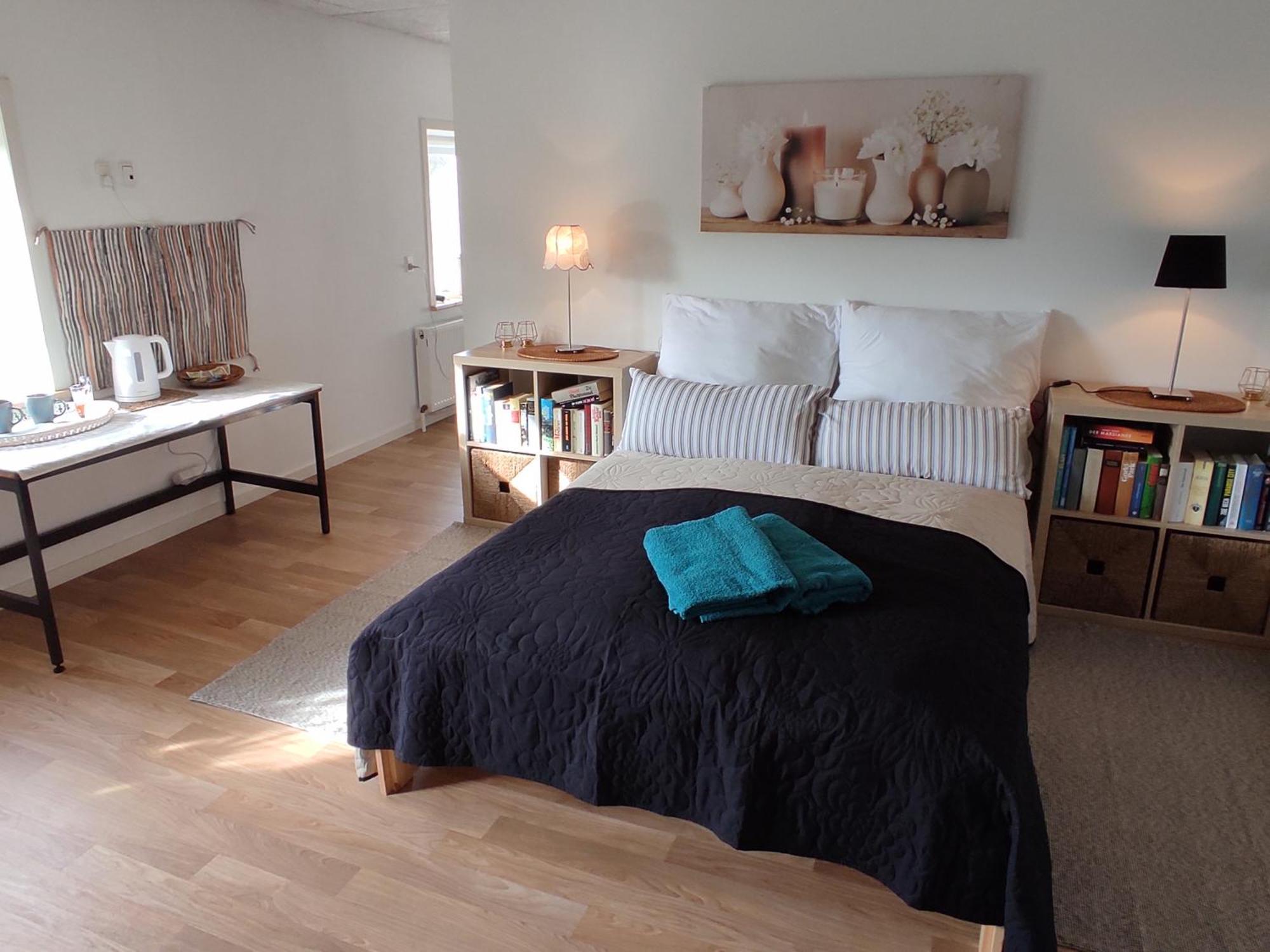 Bed and Breakfast Emily'S Garden Lintrup Екстер'єр фото