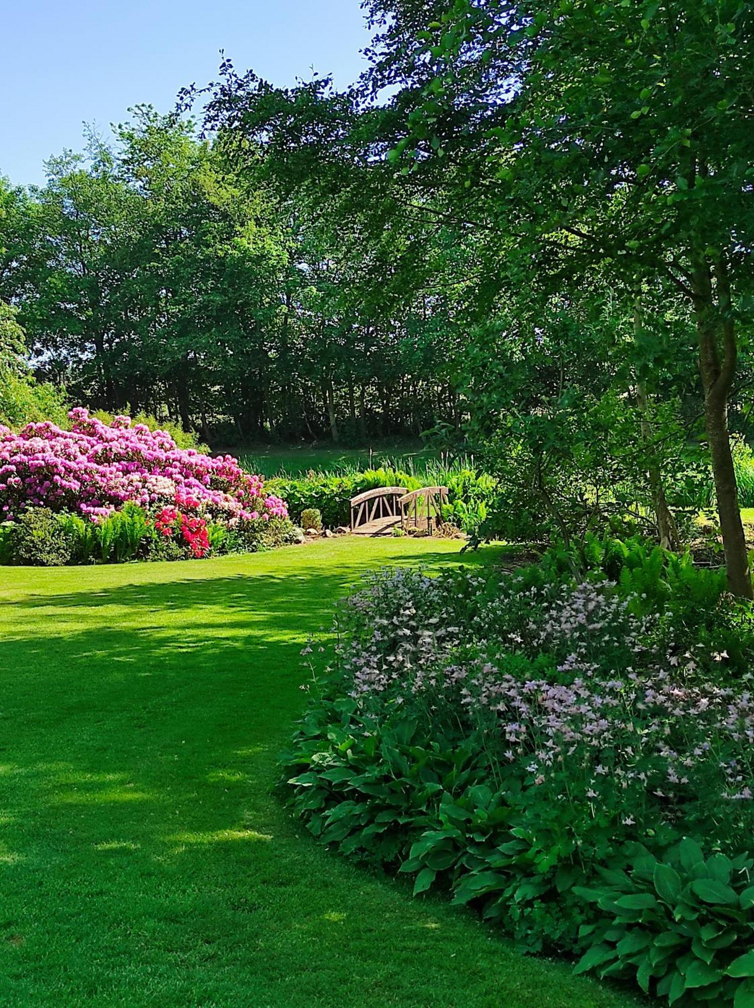 Bed and Breakfast Emily'S Garden Lintrup Екстер'єр фото